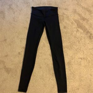 Lululemon black leggings size 4